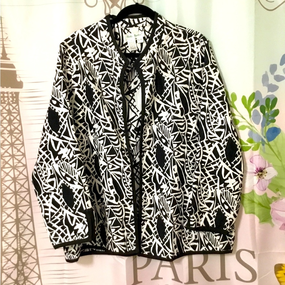 Ulla Popken~Black And White~Open Blazer Jacket~Plus Size 16/18~Floral Ethnic